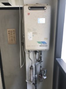 大阪市中央区高津にてガス給湯器交換