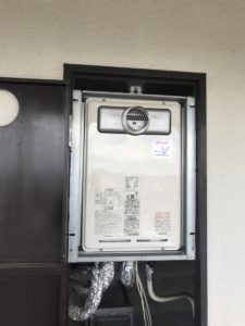 奈良市南京終町にて給湯器とシャワー水栓の交換