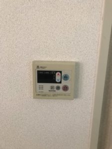 大阪市浪速区稲荷にて給湯器の交換