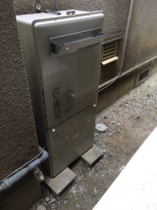 生駒市にて熱源からガス風呂給湯器への交換