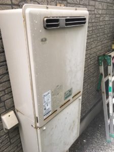 大阪市西淀川区にて給湯器の交換
