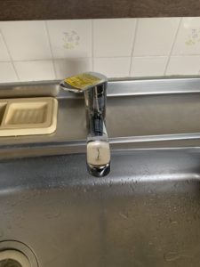 池田市豊島北にてキッチン水栓の交換