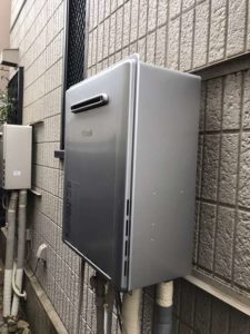 兵庫県尼崎市にて給湯器の交換