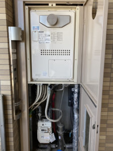 大阪市城東区にて温水暖房付ふろ給湯器交換